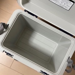 【受け渡し予定あり】カインズ　クーラーボックス　25Lの画像