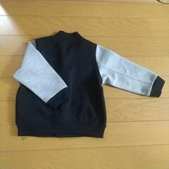 ②80cm
ユニクロ
UNIQLO
アウターの画像