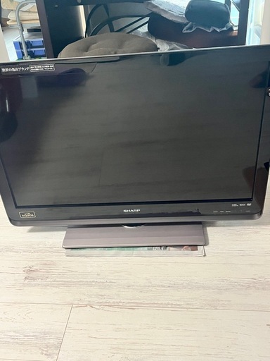 テレビ　AQUOS LC-32DR3 32型