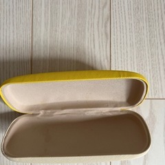 プーさんメガネケースの画像