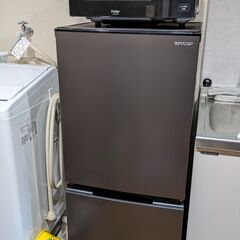 単身者向け急募【購入半年ほぼ新品】冷蔵庫、洗濯機、電子レンジ3点セット