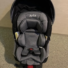 お値下げ　チャイルドシート　新生児〜100cmまで　クルリラプラス　