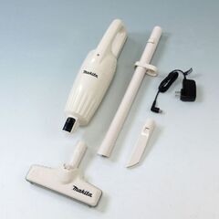新品未使用　マキタcl116　コードレス掃除機　21日限定で6千円の画像