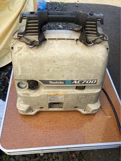 コンプレッサー