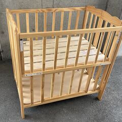 売切りセール！美品 定価35,000円 らくちん 大和屋 / パタン 折りたたみ式 ミニベビーベッド 幅95cm 奥行67cm 布団付き の画像