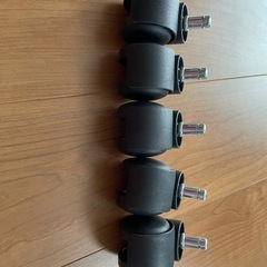 オカムラ　ナイロンキャスター５個の画像