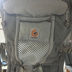 ADAPT SoftFlex エルゴベビー(抱っこ紐)