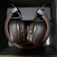 マーシャルヘッドホンの画像