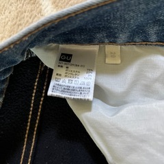 GU メンズ 暖かパンツの画像