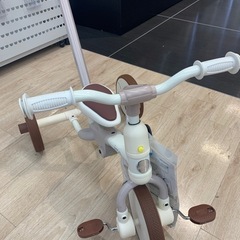 ⭐︎新品⭐︎　三輪車 イース スイッチバイク