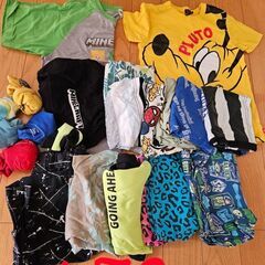 4日で削除します。最終値下げ　男の子服　長袖・半袖ミックス　サイズ150の画像