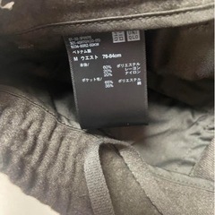 ユニクロ　セットアップ　長袖シャツ Mサイズ　 パンツMサイズ　ダークブラウンの画像