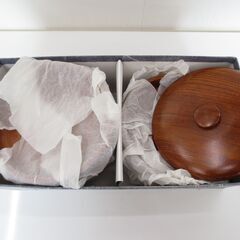 ■くりぬき　天然木　手造りの器　菓子器の画像
