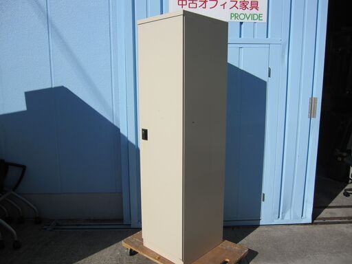 1人用ロッカー　鍵あり　多少キズあり　450ｘ515ｘ1790　ニューグレー