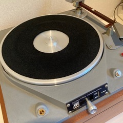 レコードプレイヤー