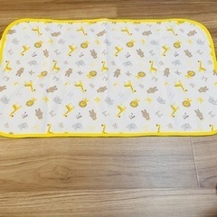 防水シーツ３枚セット＋水通しのみ虹柄おくるみ