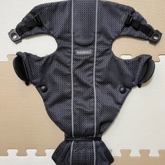 BABYBJORN  ベビービョルン　抱っこ紐　新生児対応　メッ...