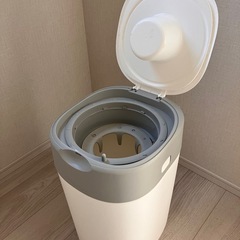 【Combi】ポイテック　消臭オムツ処理