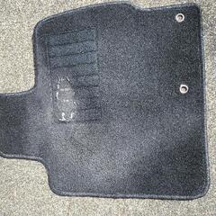 30 プリウス フロアマット  汎用の画像