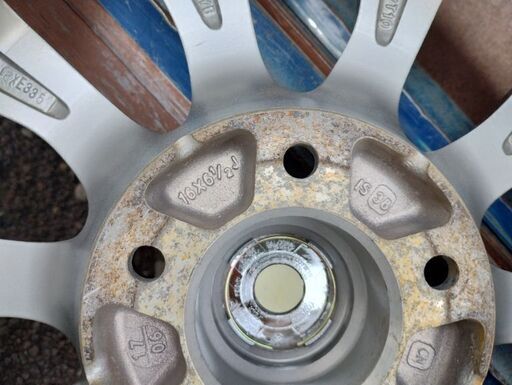ダンロップウインターマックスSJ8+　215/70R16  ホイール付き4本セット
