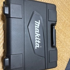 Makitaマキタ電動インパクトドライバーM697D、おまけ付き
