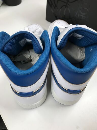 美品！  NIKE AIR JORDAN 1 MID ナイキ エアジョーダン1 ミッド スニーカー メンズ ホワイト 白 FN5215-141 堺市 石津 ジャングルジャングル石津