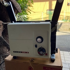 取引中　レトロ映写機