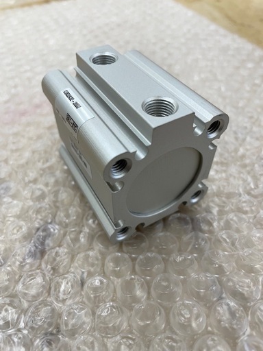 20 個　SMC  CDQ2A32-20DZ-M9N