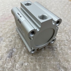 20 個　SMC  CDQ2A32-20DZ-M9Nの画像