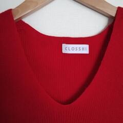 vネックニットの画像