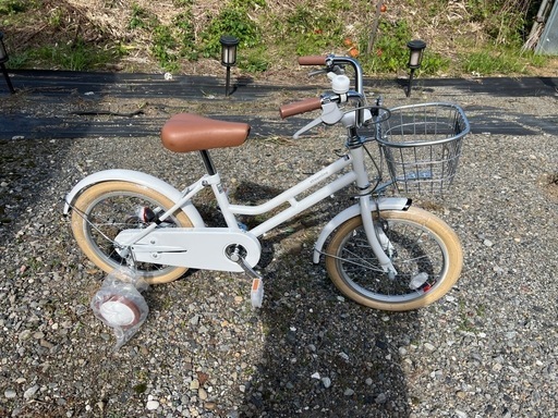 16インチ ホワイト