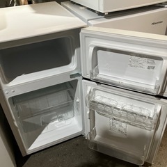 2410-542 Hisense ２ドア冷凍冷蔵庫 HR-B95A 93L 2018年製 動作確認済 キズ、汚れ多いです 現状お渡しの画像