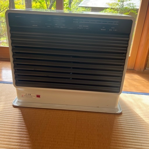 ダイニチ　大型ファンヒーター