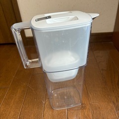 ブリタ　浄水器　(数回のみ使用)の画像