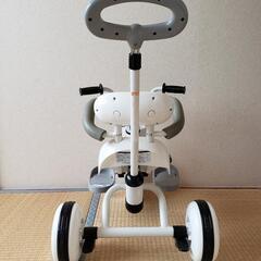 ディズニー トライクピュア 三輪車（ホワイト）かじとり おしゃれ トイザらス限定の画像