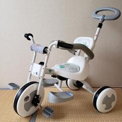 ディズニー トライクピュア 三輪車（ホワイト）かじとり おしゃれ トイザらス限定の画像