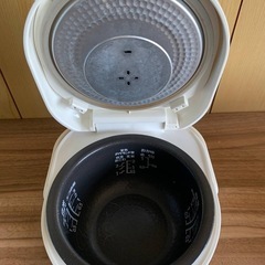 ⭐️Panasonic IHジャー炊飯器⭐️ ⭐️SR-KG051⭐️の画像