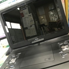 14.1インチ　DVDプレーヤー