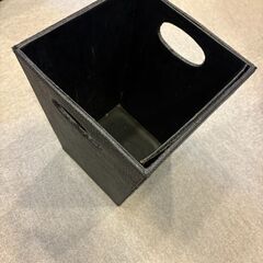 【訳アリ】ゴミ箱　黒