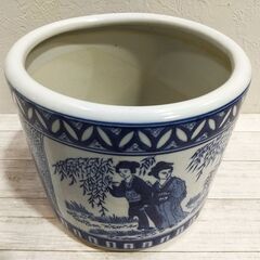 染付中型鉢/唐草模様/骨董/メダカ鉢/水連鉢/花手水なども/小型...