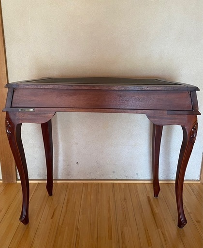 【お話中】
アンティーク風　コンソールテーブル