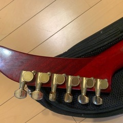 エレキギター　左利き　エクスプローラーの画像