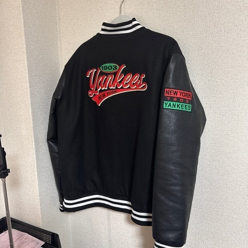 NYY ヤンキースジャケット　　シグネイチャーモデル
