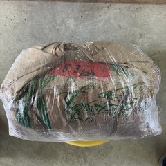 くず米　8キロ　小鳥のエサなどの飼料用です。