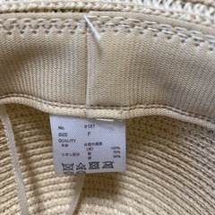 リボン付き帽子　の画像