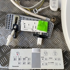 決まりました‼︎‼︎目玉商品‼︎‼︎格安‼︎‼︎Panasonic パナソニック　温水便座　2019年式　動確済　DL-WM20-WS ウォシュレット　トイレの画像