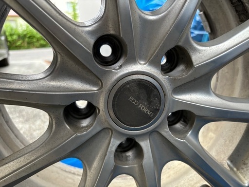スタッドレスタイヤ　ホイル付き215/65R16