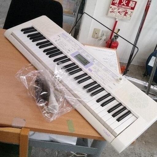 CASIO 電子キーボード LK-122 カシオ 電子キーボード LK-122 動作良好