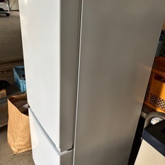 冷蔵庫　YRZ-F15G1 中古美品の画像