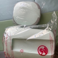 コンビ　ポイテック　おむつゴミ箱の画像